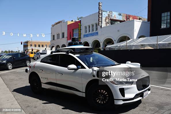 Waymo's Self Driving Taxis Launch In Los Angeles Waymo's Self Driving Taxis Launch In Los Angeles
