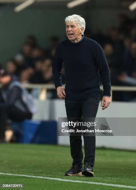 Gian Piero Gasperini Head coach of Atalanta reacts during the UEFA Europa League 2023/24 round of 16 second leg match between Atalanta BC and...