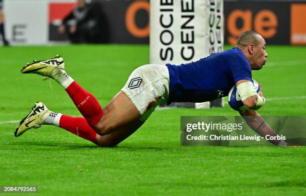 Gael Fickou of France in action during the Guinness Six Nations 2024 match between France and England at on March 16, 2024 in Lyon, France.