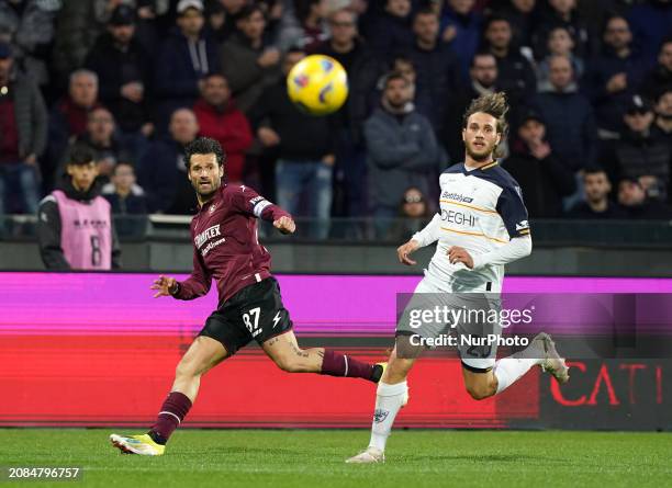 Antonio Candreva of US Salernitana 1919 is playing during the Serie A TIM match between US Salernitana and US Lecce in Salerno, Italy, on March 16,...
