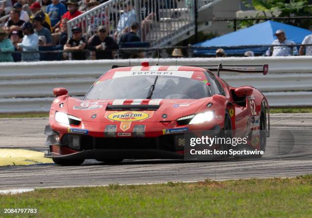 Risi Competizione Ferrari Photos and Premium High Res Pictures - Getty ...