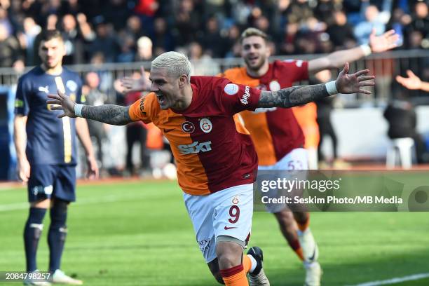 Mauro Icardi of Galatasaray celebrates after scoring the second goal of his team during the Turkish Super League match between Kasimpasa and...