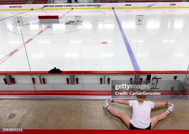 Bri Conger of the Elmira College Soaring Eagles stretched before the Division III Women's Ice Hockey Championship held at Hunt Arena on March 17,...