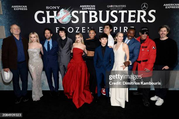 Emily Rudf Hunters Emily Rudd Y Logan Lerman Hunters (2020) Amazon Prime Video Series