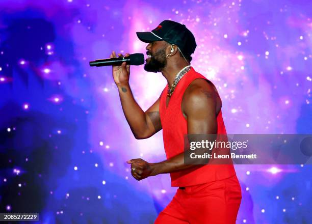 Luke James performs onstage during the NAACP Image Awards Dinner at Hollywood Palladium on March 14, 2024 in Los Angeles, California.