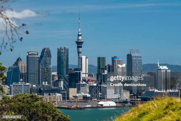 central business district auckland, new zealand - auckland tower stock pictures, royalty-free photos & images