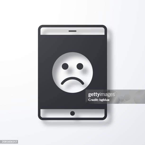 ilustrações, clipart, desenhos animados e ícones de tablet pc com emoji triste. ícone com sombra no fundo branco - disappointing phone