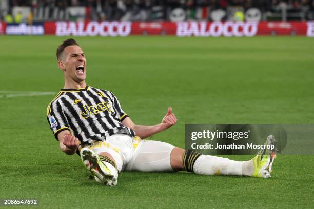 Arkadiusz Milik of Juventus celebrates after scoring to give the side a 2-1 lead during the Serie A TIM match between Juventus and Atalanta BC -...