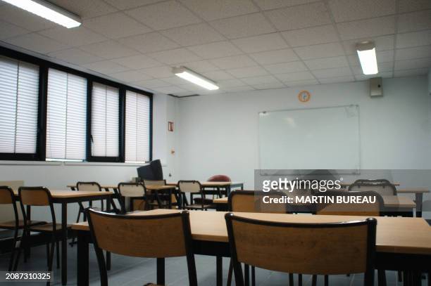 Photo prise le 29 août 2006 à Décines d'une salle de cours du plus grand groupe scolaire musulman de France, le collège-lycée Al-Kindi, susceptible...