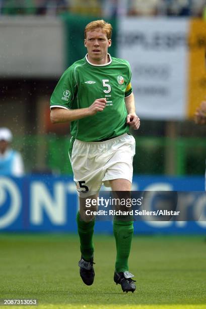 June 1: Steve Staunton of Republic Of Ireland running during the FIFA World Cup Finals 2002 Group E match between Republic Of Ireland and Cameroon at...