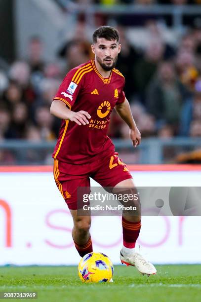 Houssem Aouar of AS Roma during the Serie A TIM match between AS Roma and US Sassuolo Calcio at Stadio Olimpico on March 17, 2024 in Rome, Italy.