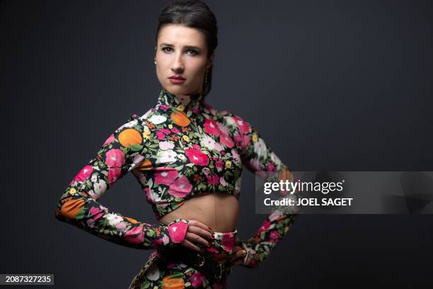 156 Marie Sinfiltre Stock Photos High Res Pictures And Images Getty 156-marie-sinfiltre-stock-photos-high-res-pictures-and-images-getty