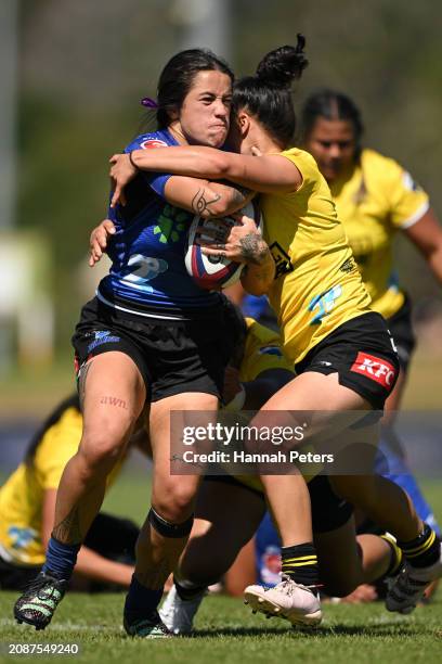 Katelyn Vahaakolo of the Blues charges forward during the round three Super Rugby Aupiki match between Blues and Hurricanes Poua at Bell Park on...