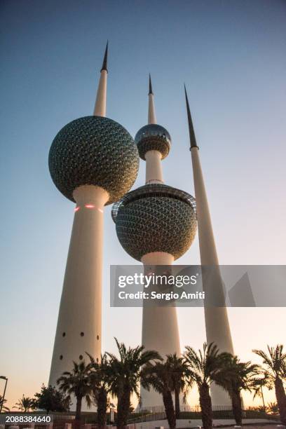 kuwait towers at sunrise - kuwait city stock pictures, royalty-free photos & images