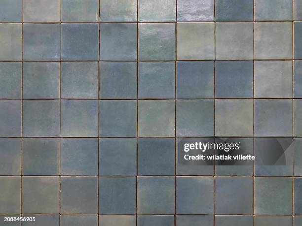 tiles on the floor - kachel stock-fotos und bilder