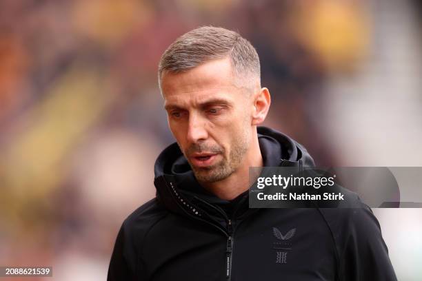 Gary O'Neil, Manager of Wolverhampton Wanderers, looks on prior to the Emirates FA Cup Quarter Final match between Wolverhampton Wanderers and...