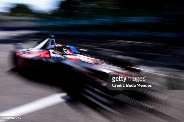 Pascal Wehrlein of Germany driving the TAG Heuer Porsche Formula E Team during qualifying for 2024 Hankook Sao Paulo E-Prix Round 4 at Anhembi...