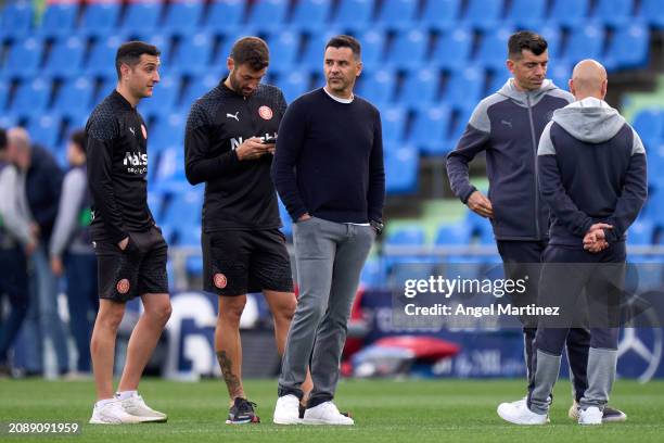 Head coach Michel Sanchez of Girona FC inspects the pitch prior to the LaLiga EA Sports match between Getafe CF and Girona FC at Coliseum Alfonso...