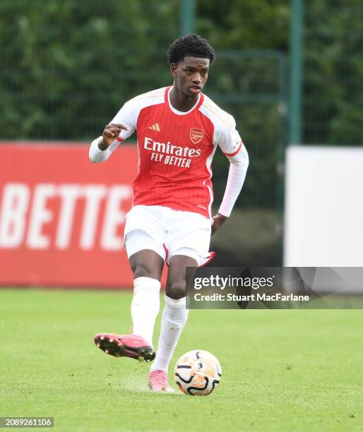 Ayden Heaven of Arsenal during the Premier League U18 match between Arsenal and Crystal Palace at Sobha Realty Training Centre on March 16, 2024 in...