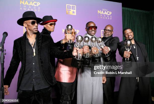 Ralph Tresvant, Ronnie DeVoe, Michael Bivins, Johnny Gill, Bobby Brown and Ricky Bell of New Edition winner of the "Hall of Fame Award," pose in the...