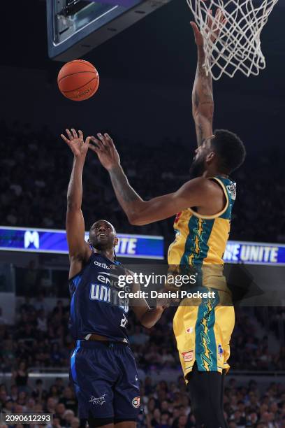 Ian Clark of United shoots during game one of the NBL Championship Grand Final Series between Melbourne United and Tasmania Jackjumpers at John Cain...