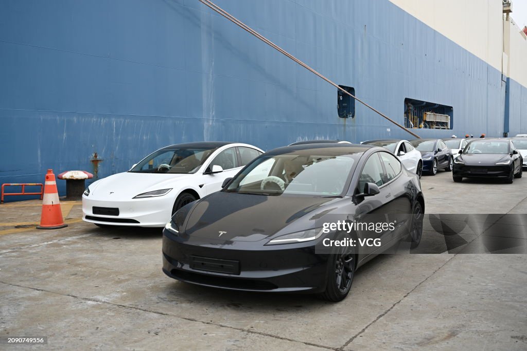 Tesla Ships New Model 3 Sedans Overseas From Shanghai