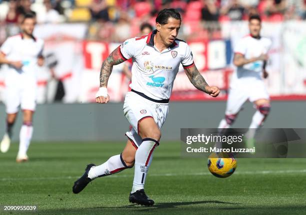 Gianluca Lapadula of Cagliari Calcio in action during the Serie A TIM match between AC Monza and Cagliari at U-Power Stadium on March 16, 2024 in...