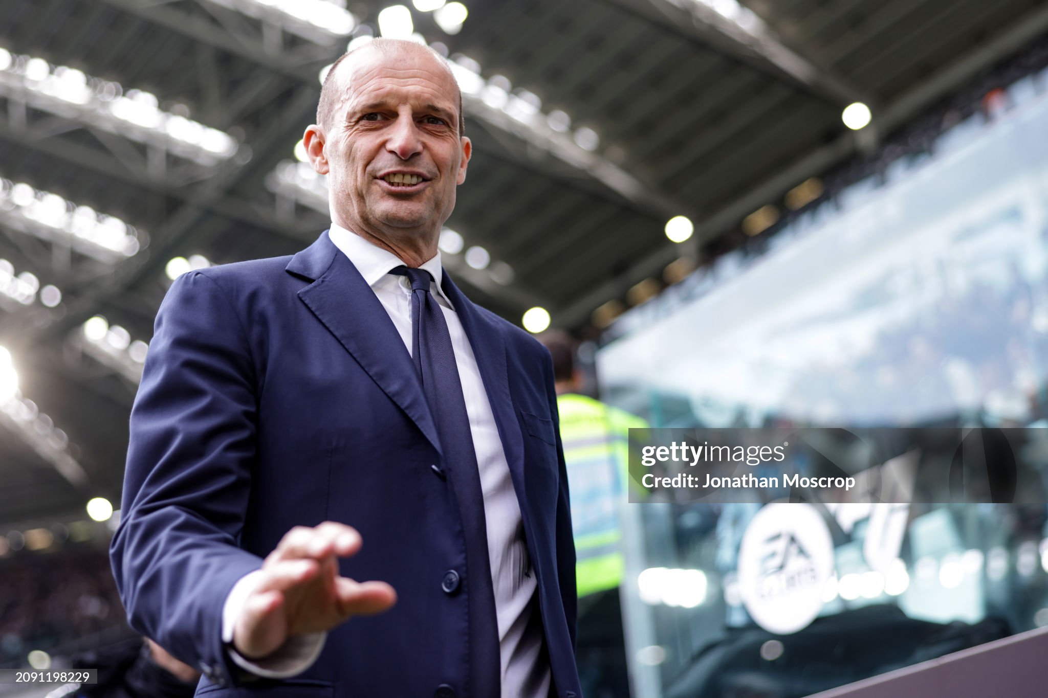 Allegri lashes out at journalist: 'Don't tell me how to do my job'