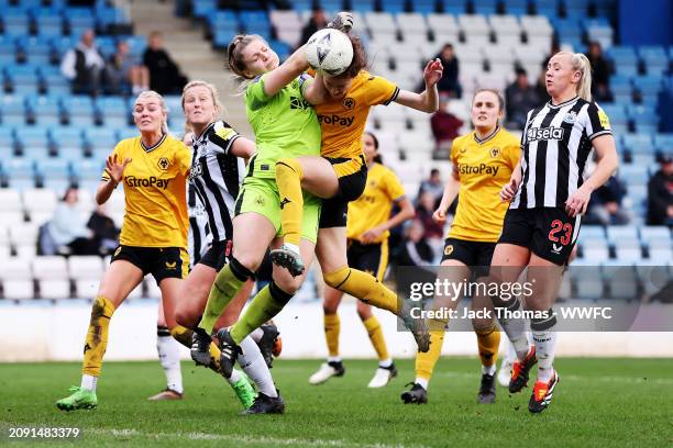 Grace Donnelly of Newcastle United collides with Katie Johnson of Wolverhampton Wanderers during the FAWNL Northern Premier Division match between...