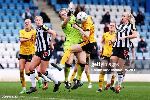 Grace Donnelly of Newcastle United collides with Katie Johnson of Wolverhampton Wanderers during the FAWNL Northern Premier Division match between...