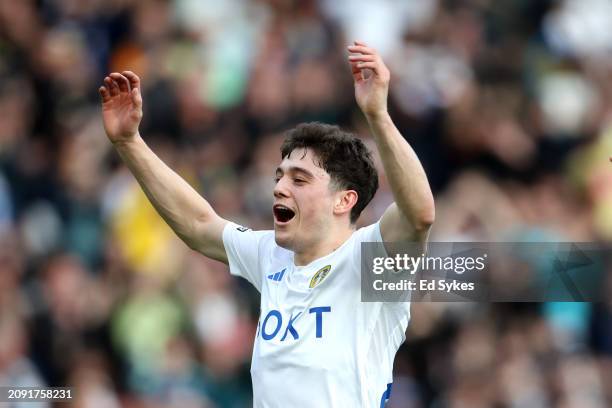 Daniel James of Leeds United celebrates after the team's victory during the Sky Bet Championship match between Leeds United and Millwall at Elland...