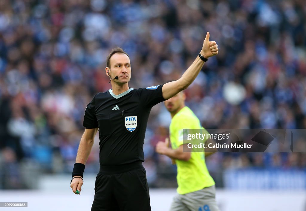 Hamburger SV v SV Wehen Wiesbaden - Second Bundesliga