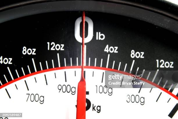 produce scale - weight loss stock pictures, royalty-free photos & images