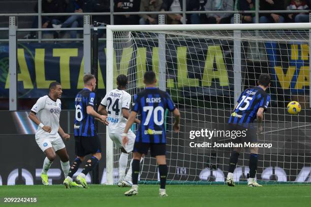 Juan Jesus of SSC Napoli scores to level the game at 1-1 during the Serie A TIM match between FC Internazionale and SSC Napoli at Stadio Giuseppe...