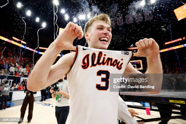 Marcus Domask of the Illinois Fighting Illini celebrates after the game against the Wisconsin Badgers at Target Center during the Championship game...