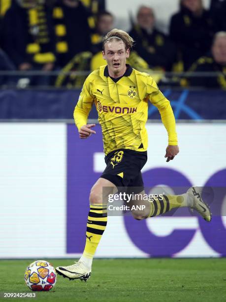 Julian Brandt of Borussia Dortmund during the UEFA Champions League last 16 match between Borussia Dortmund and PSV Eindhoven at Signal Iduna Park on...