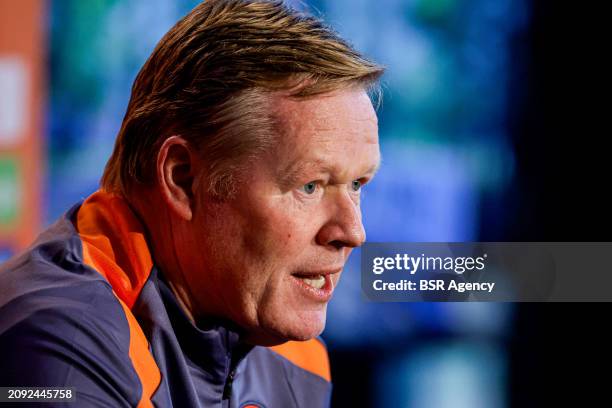 Head coach Ronald Koeman of The Netherlands talking during the Press conference of the Netherlands National Football Team at KNVB Campus on March 18,...