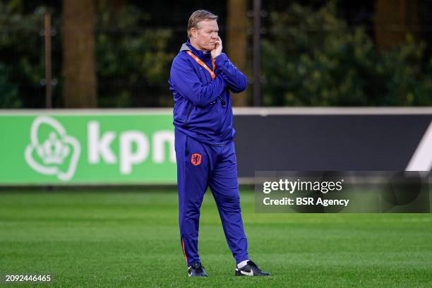 Head coach Ronald Koeman of The Netherlands looks up during the Training session of the Netherlands National Football Team at KNVB Campus on March...