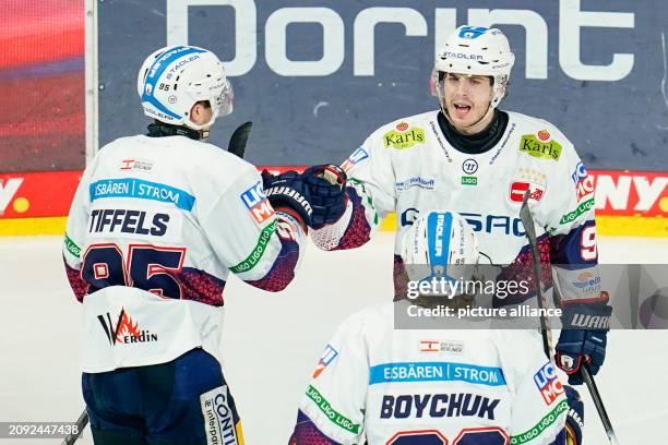 March 2024, Baden-Württemberg, Mannheim: Ice hockey: DEL, Adler Mannheim - Eisbären Berlin, championship round, quarter-finals, matchday 2. Berlin's...