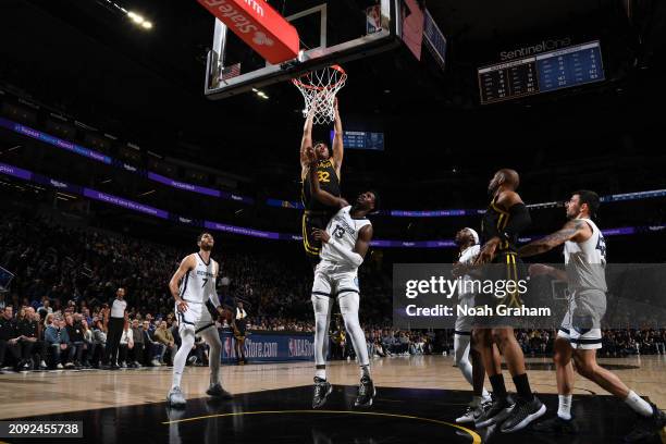 Trayce Jackson-Davis of the Golden State Warriors drives to the basket during the game against the Memphis Grizzlies on March 20, 2024 at Chase...