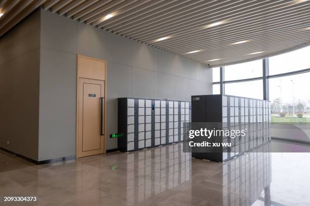 Lockary Metal Locker Cabinet Photos and Premium High Res Pictures - Getty Images