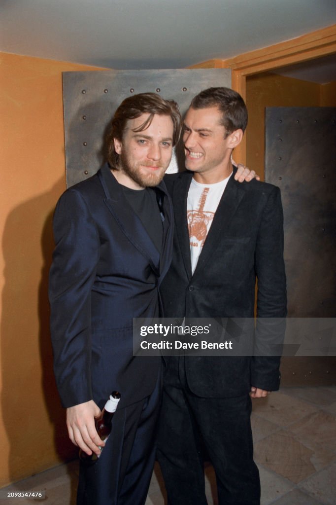 Ewan Scottish actor Ewan McGregor and English actor Jude Law attend the ...