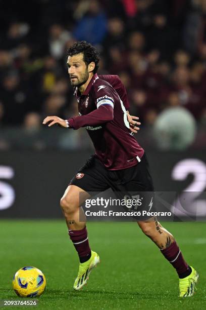 Antonio Candreva of US Salernitana during the Serie A TIM match between US Salernitana and US Lecce at Stadio Arechi on March 16, 2024 in Salerno,...