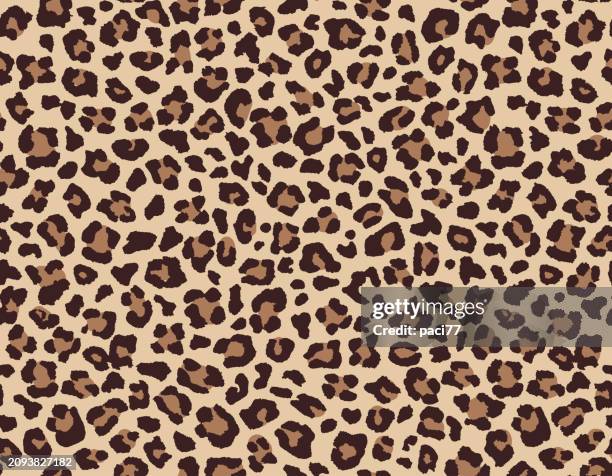 leopard skin seamless pattern. - leopardenfell stock-grafiken, -clipart, -cartoons und -symbole