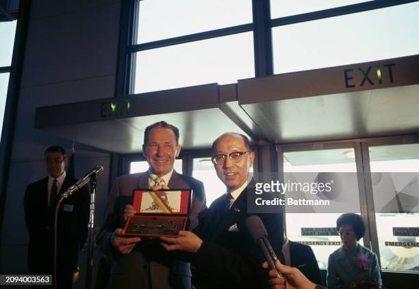 Chinese Vice President Yen Chia-kan is presented the key to the city of Los Angeles by Mayor Sam Yorty on arrival in Los Angeles, May 21st 1967.