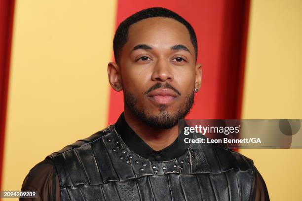 160 Kelvin Bennett Stock Photos High Res Pictures And Images Getty 160-kelvin-bennett-stock-photos-high-res-pictures-and-images-getty