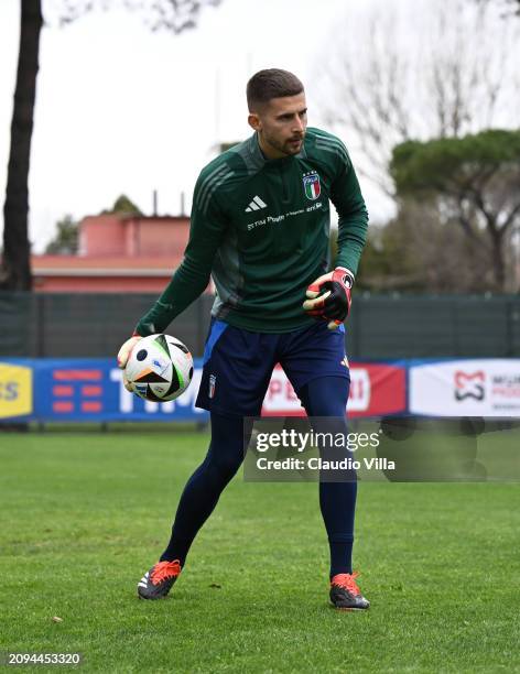 Guglielmo Vicario of Italy in action during a Italy training session at Centro Sportivo Giulio Onesti on March 18, 2024 in Rome, Italy.