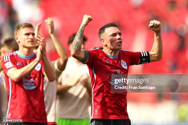 Iago Aspas of Celta Vigo celebrates after winning the LaLiga EA Sports match between Sevilla FC and Celta Vigo at Estadio Ramon Sanchez Pizjuan on...