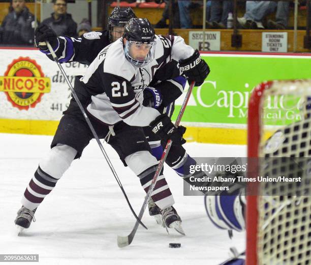 Union's Mike Vecchione scores against Niagara goalie Guillaume Therien during Saturday's game at Messa Rink Oct. 22, 2016 in Schenectady, NY.