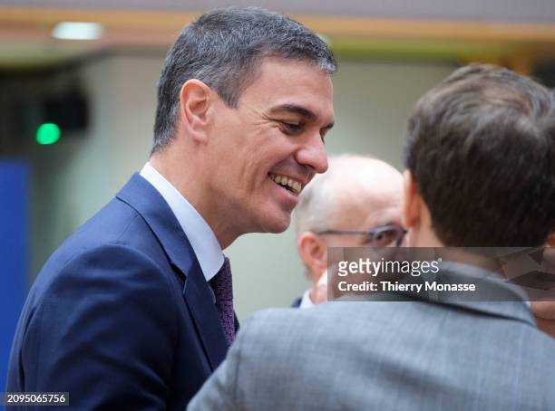 Spanish President of the government Pedro Sanchez Perez-Castejon is talking with the Luxembourg Prime Minister Luc Frieden (C° and the French...